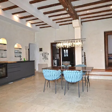 Waterside Cove Oasis Apartment