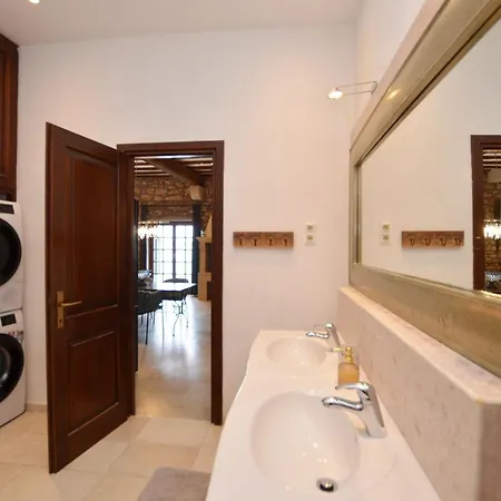 Waterside Cove Oasis Apartment Rovinj