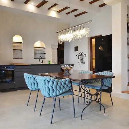 Waterside Cove Oasis Apartment Rovinj